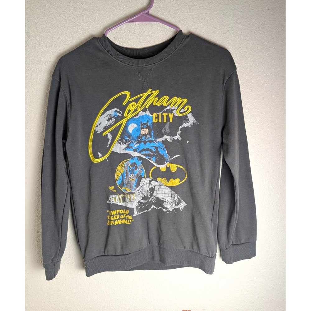 DC Batman Gotham City Youth Large Gray Graphic Crewneck Sweatshirt